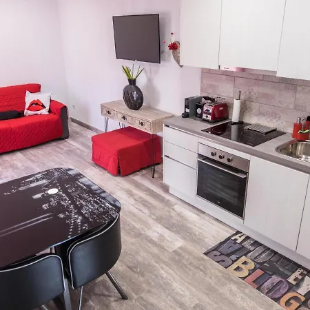 Sunset Ruby ,1 Bedroom, Swimming Pool Апартаменты *